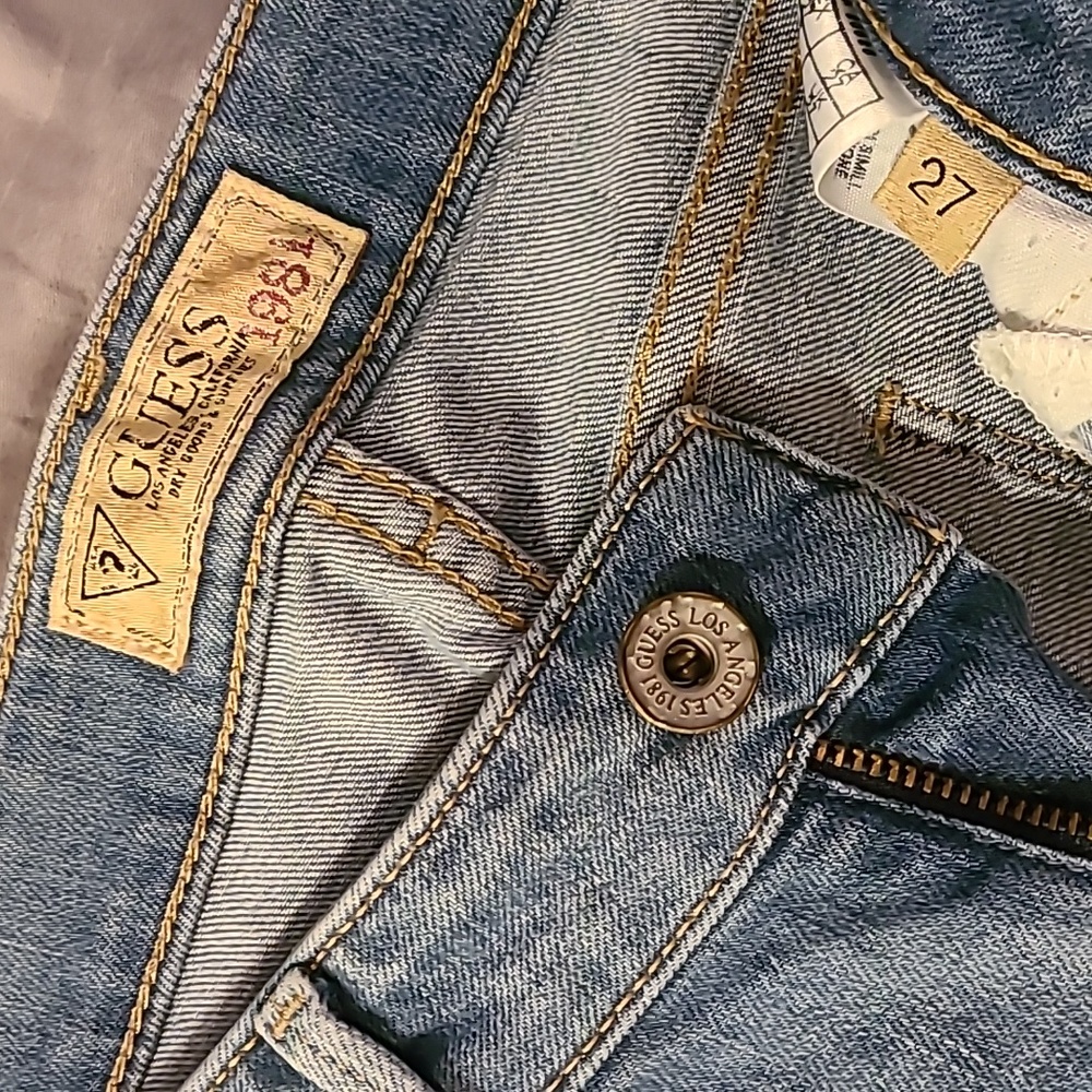 💥HOST PICK💥 Vintage Guess s.27 Mini Flare jeans - Picture 9 of 9